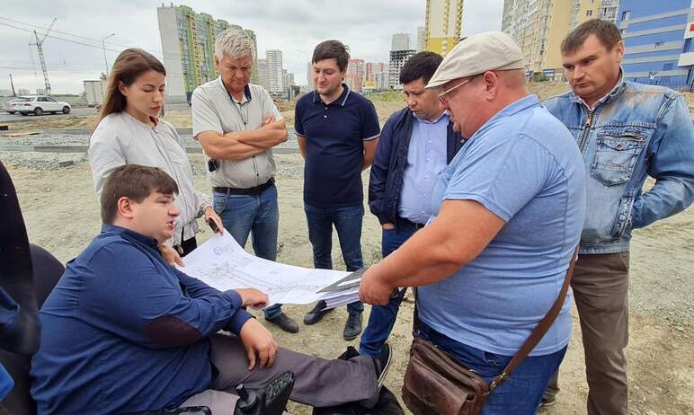В Челябинске сегодня, 6 августа, очередное совещание по строительству дороги на улице Наркома Мал