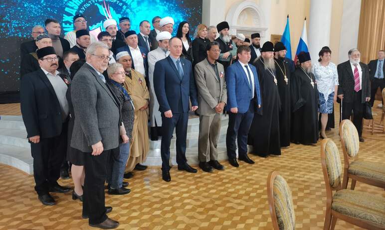 Состоявшаяся вчера, 5 мая, в Луганске Международная конференция «Традиционные религии Донбасса - 