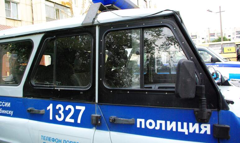 В Златоусте (Челябинская области) сотрудники полиции задержали мошенника, который знакомился с же