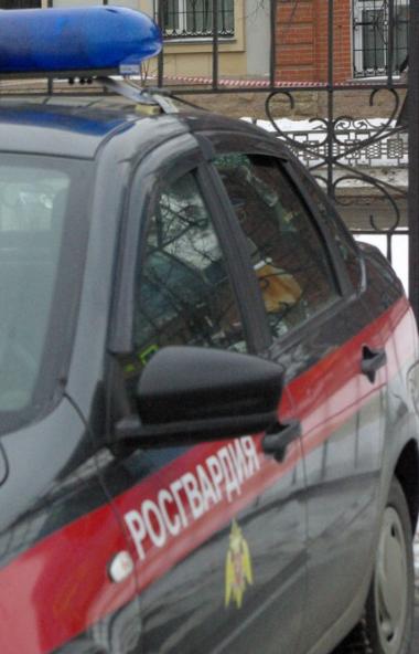 В Челябинске сотрудники Росгвардии задержали жителя Курганской области, который вместе с подельни