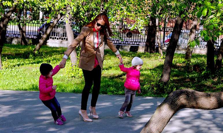 После введения указом президента выплат малообеспеченным семьям с детьми от 8 до 17 лет в Челябин
