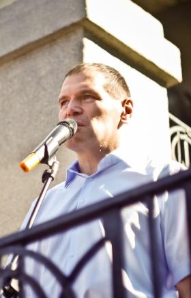 В Челябинске владельцы киосков отважились на протест против действий городских властей, собрав се