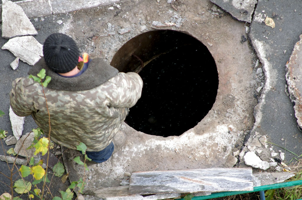 МУП «ПОВВ» продолжает работу по устранению проблемы открытых колодцев. Кражи люков в Челябинске п