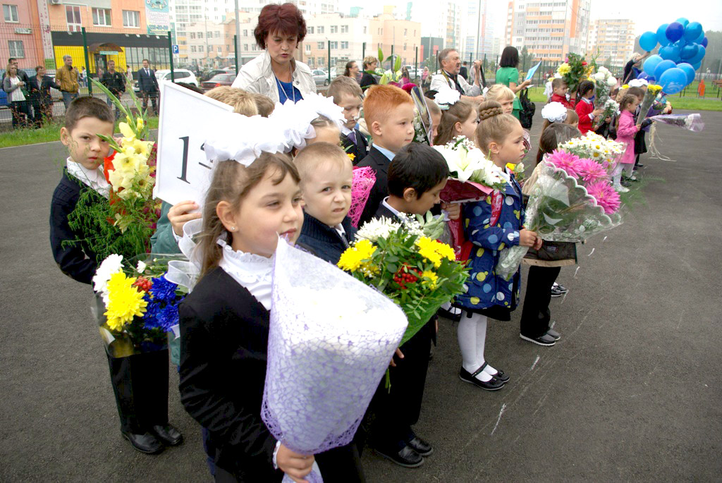 Школьники челябинска сегодня. Школа 843 ученики. Ученицы 843 школы. Ученики 843 школы 10 класс. Школа 843 Москва 4 а ученики 2021 год.