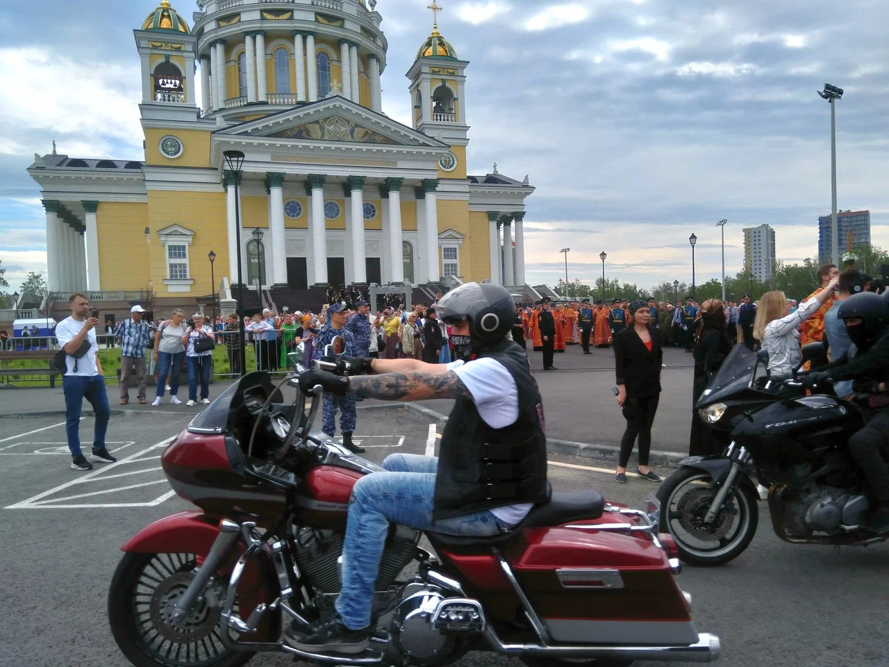 Царица небесная с нами: в Челябинск доставили список Казанской иконы Божьей  Матери | Урал-пресс-информ