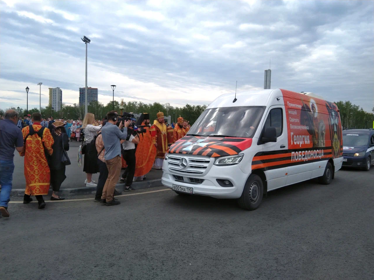 Царица небесная с нами: в Челябинск доставили список Казанской иконы Божьей  Матери | Урал-пресс-информ