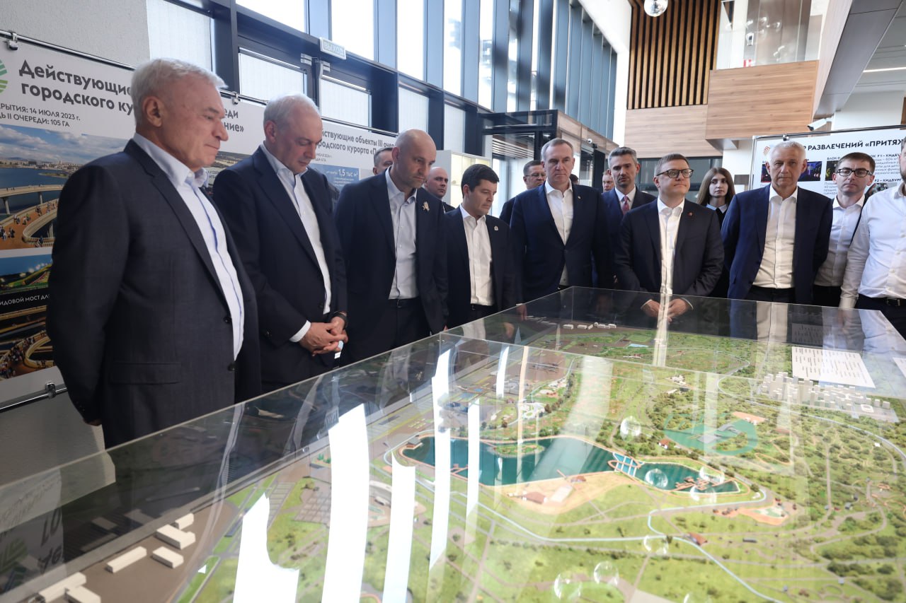 Порно хатшы сексуалды Орыс минет және ауыздағы спермы видео