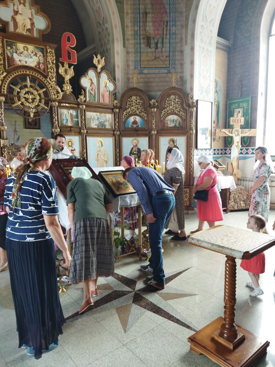 В Южноуральске появилась редкая икона Божией Матери | 07.07.2023 |  Челябинск - БезФормата