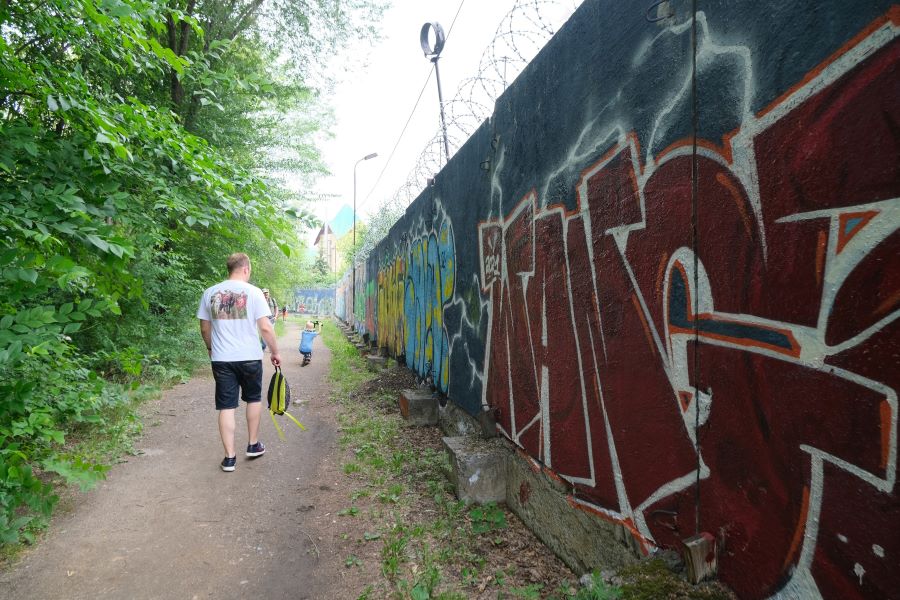В Челябинске появилась стена для свободного рисования граффити