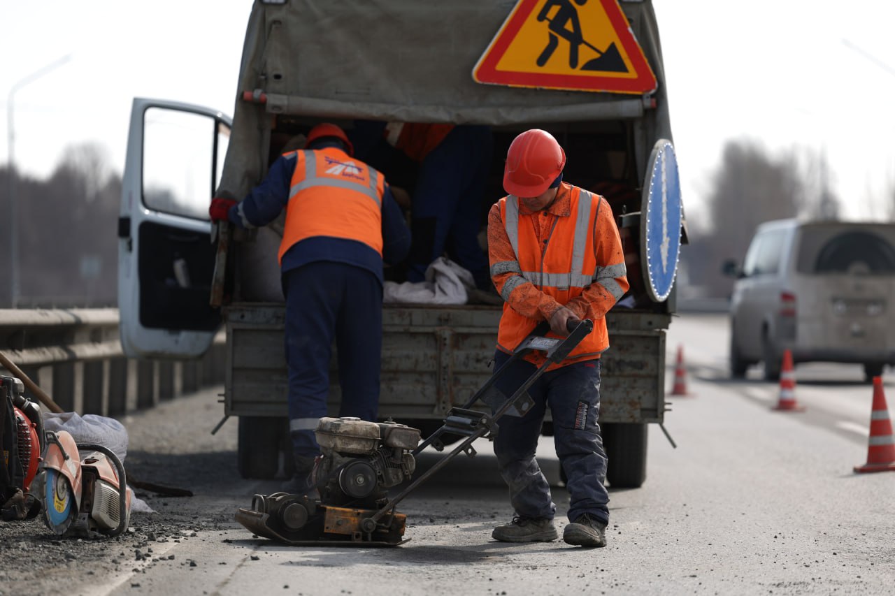 В Челябинской области стартовал сезон дорожных работ, губернатор лично осмотрит проблемные дороги