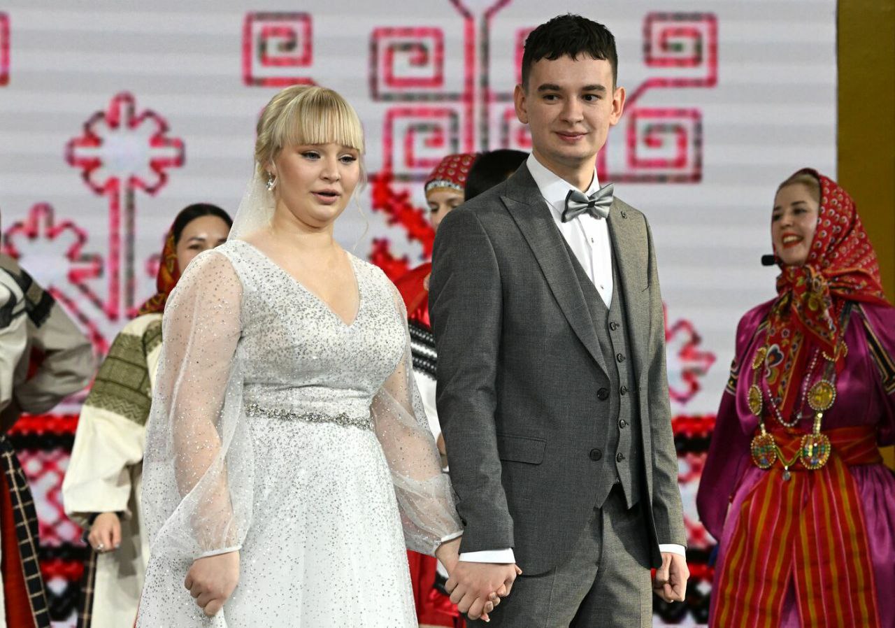 В России состоялась первая свадьба с использованием биометрии (ВИДЕО)