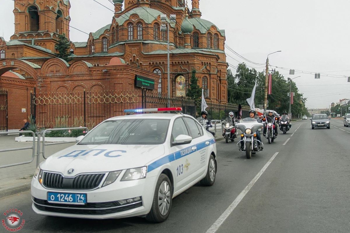 Полиция обеспечила охрану порядка во время проведения молебна о Победе в  Челябинске | Урал-пресс-информ