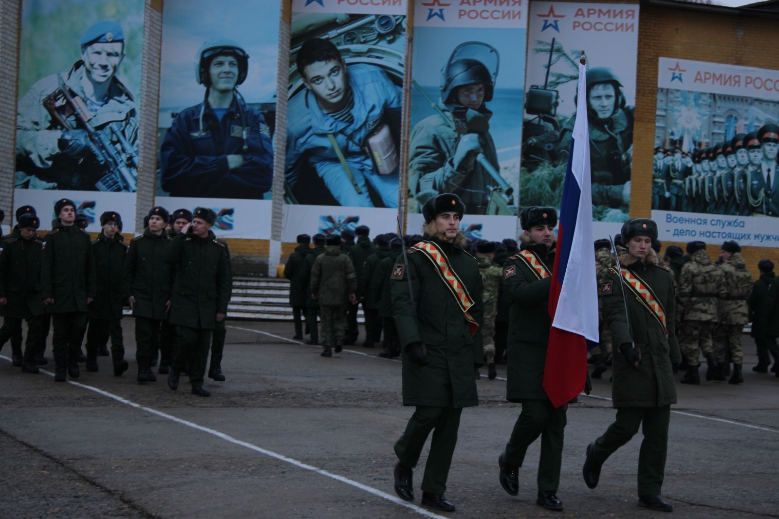 Челябинская область выполнила более половины государственного задания по  призыву | 21.11.2023 | Челябинск - БезФормата