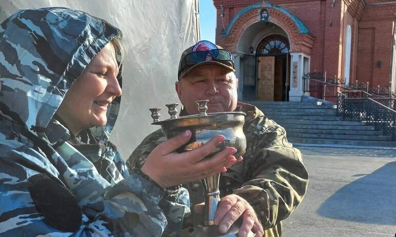Жители Копейска (Челябинская область) в составе гуманитарного груза отправили на Донбасс, в зону 