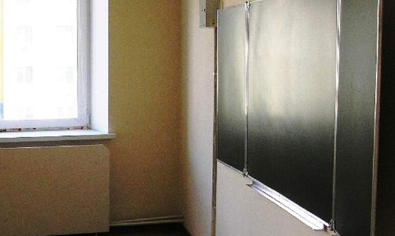 В Челябинской области продолжает сокращаться число классов, закрытых на карантин по острой респир