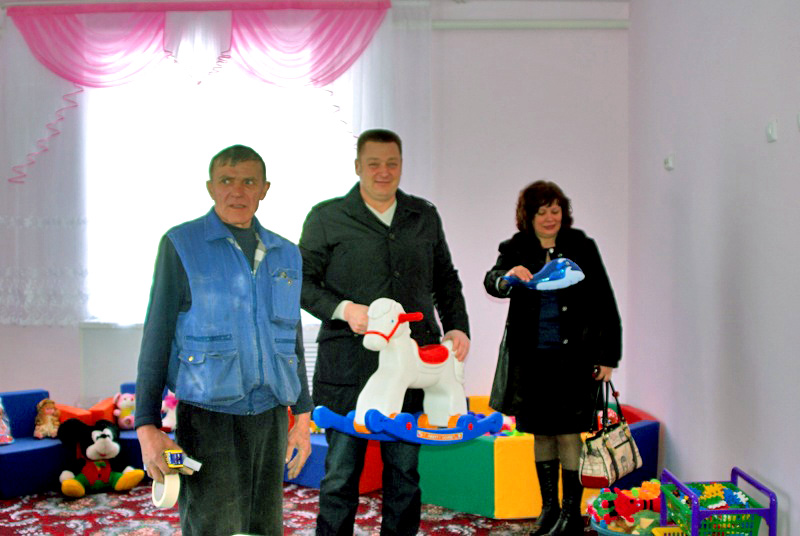 В торжественной церемонии открытия приняли участие глава Коркинского муниципального района Геннад
