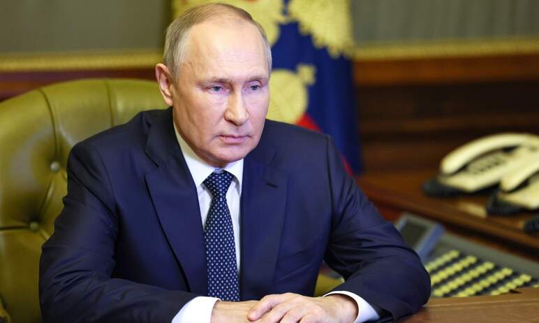 Президент России Владимир Путин в режиме видеоконференции провёл оперативное 
