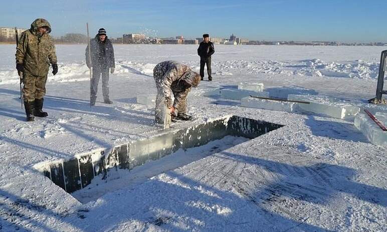 На Крещение для верующих Челябинска откроют шесть купелей, возле которых будут дежурить спасатели