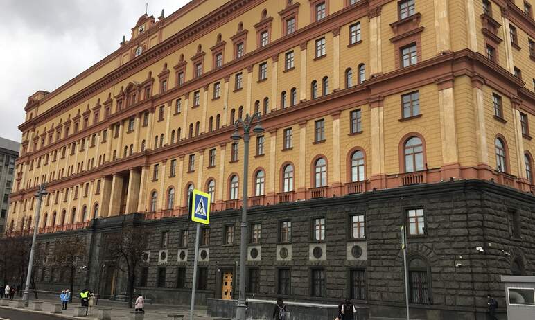 ФСБ пресекла деятельность террористической группы, которая планировала нападения на известных рос