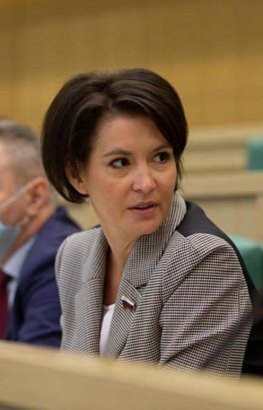 Сенатор из Челябинска Маргарита Павлова, проголосовавшая против создания федерального информацион