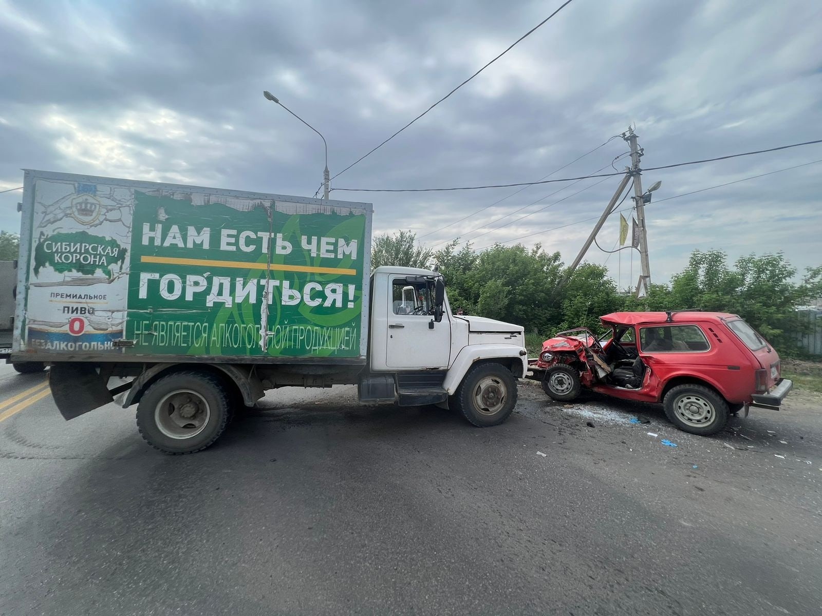 В Магнитогорске грузовик на встречке врезался в «Ниву», ее водитель умер в  больнице | 02.06.2023 | Челябинск - БезФормата