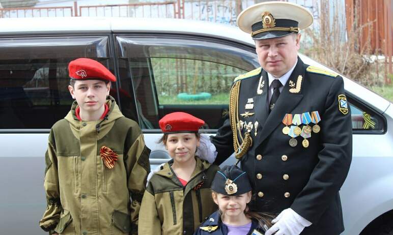 В Копейске (Челябинская область) сегодня, 12 августа, в полдень открыли мемориал в память о 13-ле