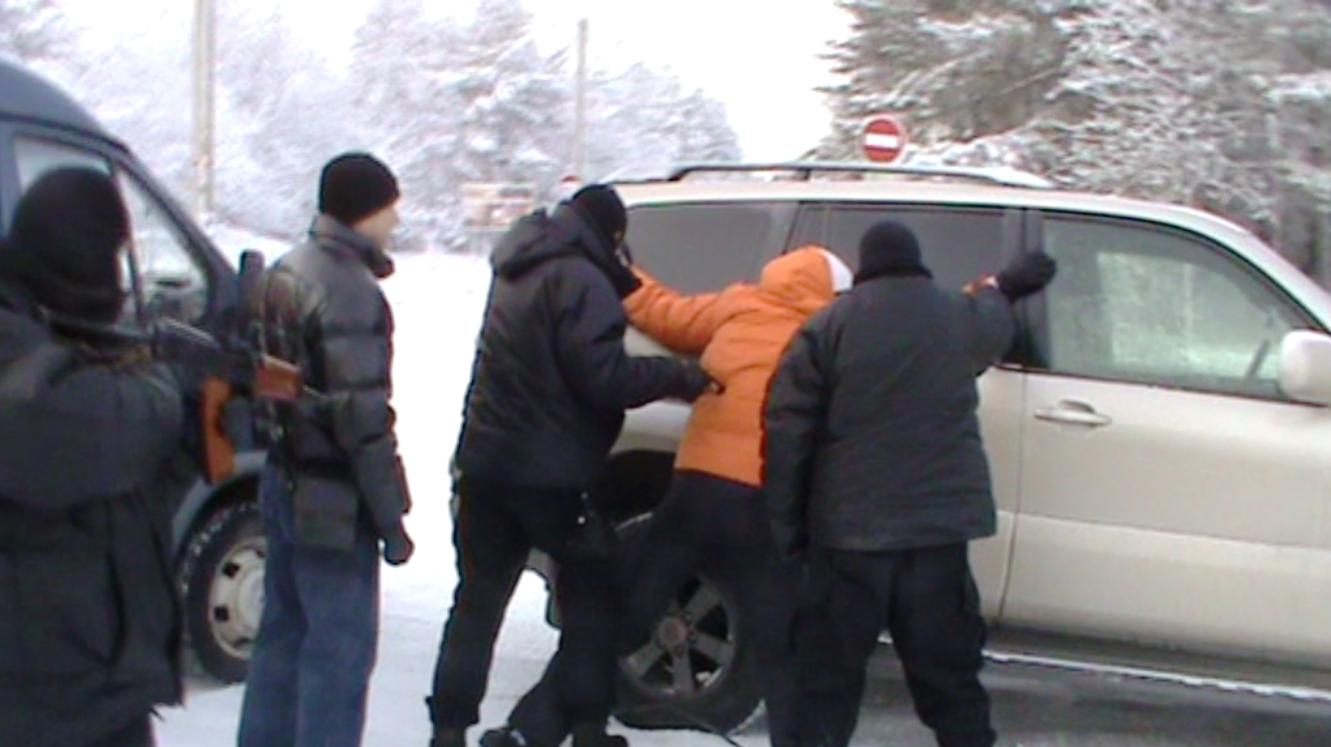 задержание лидера. задержание группировки 2008 город нефтеюганск беслан. задержание лидера. звиад пертия челябинск. задержания штабов навального.