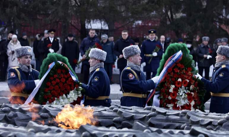 В День защитника Отечества, 23 февраля, в Челябинской области почтили память погибших воинов, отд