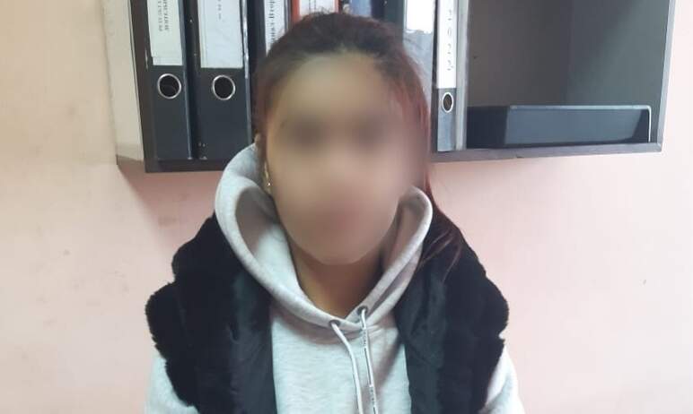 В Челябинске сотрудники ППС задержали 26-летнюю иностранку с героином. Девушка приехала в областн
