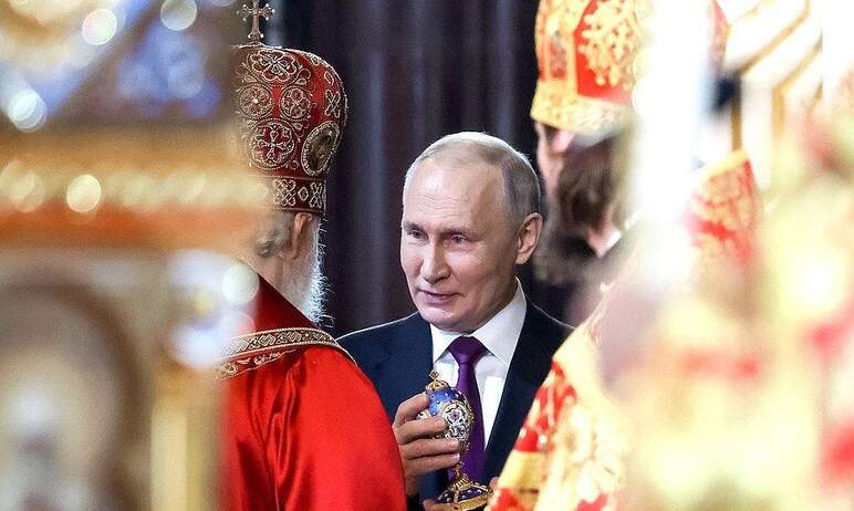 Президент России Владимир Путин, Патриарх Московский и всея Руси Кирилл, председатель правительст