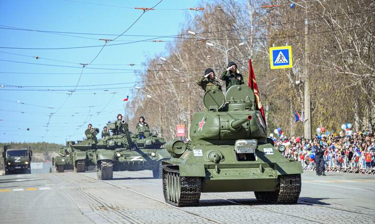 В День Победы, девятого мая, по центральной площади и улицам Челябинска проедут танки и самоходна