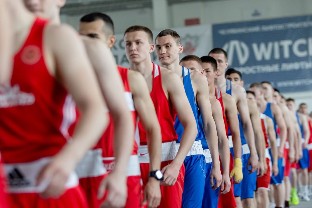 Спортсмены 90