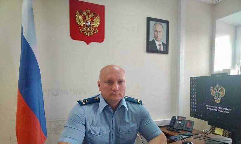 В Сатке (Челябинская области) сменился главный прокурор. Им стал Денис Семенов.

В орган