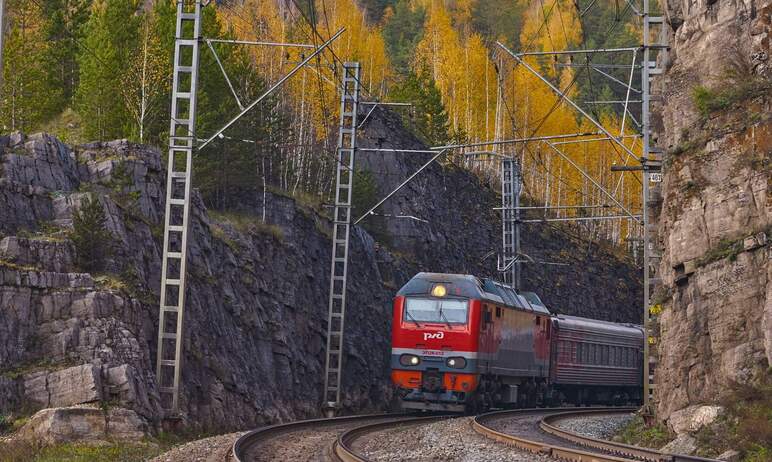 Южно-Уральская железная дорога увеличивает число поездов, которые будут курсировать между Челябин