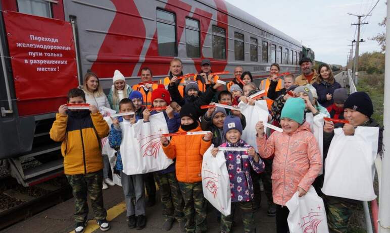 В среду, пятого октября, «Поезд знаний» отправился в первый рейс по станциям Челябинской области 
