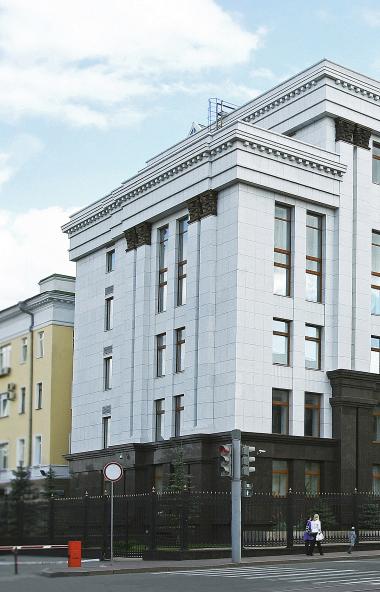 Главой Еманжелинского городского поселения (Челябинская область) избран Дмитрий Гатов, в настоящи