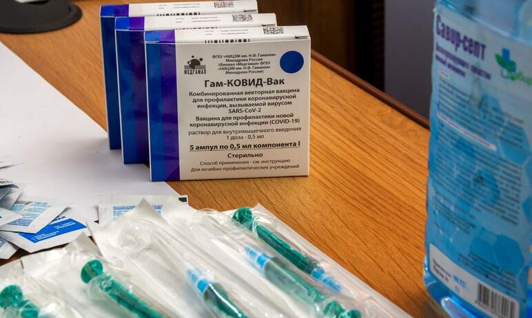 На сегодняшний день в Челябинской области вакцинировались первым компонентом против коронавирусно