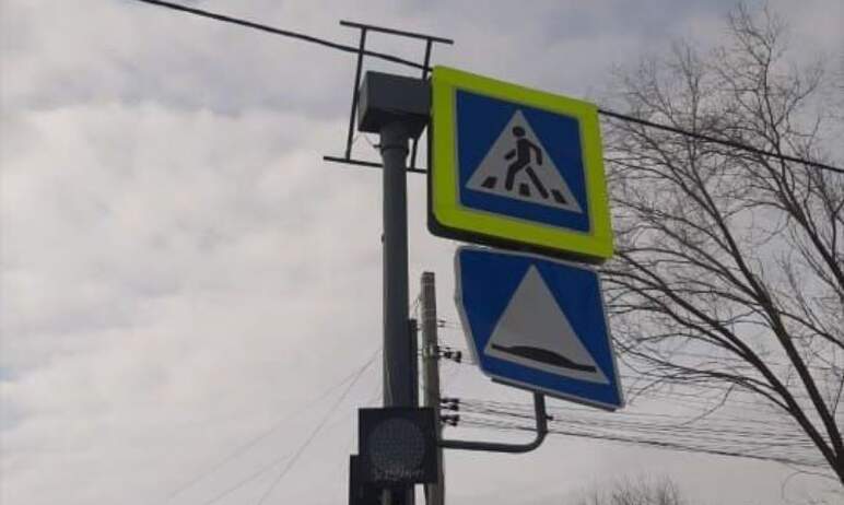 В Челябинске неизвестные украли солнечную батарею со светофорного объекта по улице Дзержинского, 