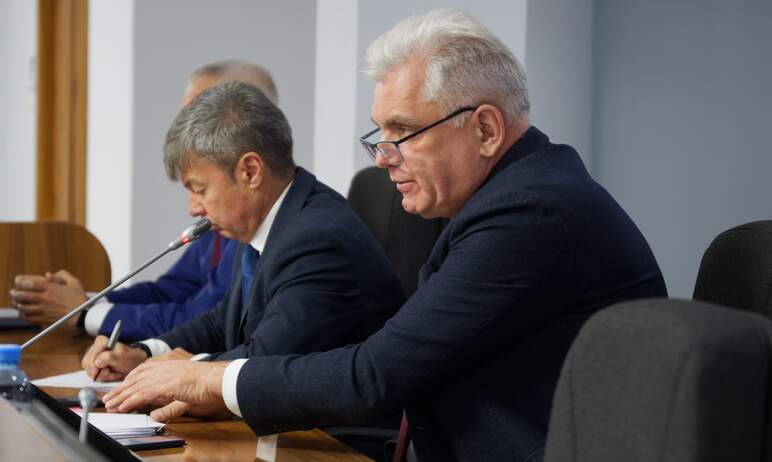 В Магнитогорске (Челябинская область) депутаты городского Собрания пролонгировали пенсионерам льг