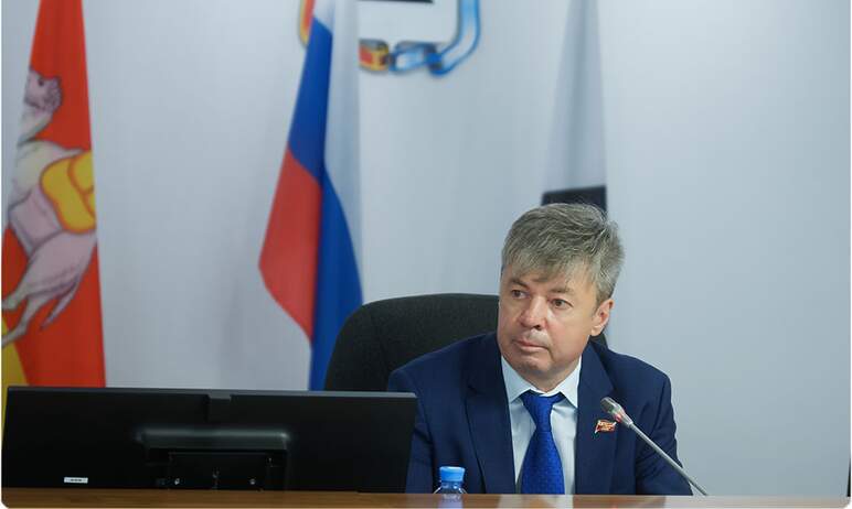 Собрание депутатов Магнитогорска (Челябинская область) одобрило передачу общественникам гаража и 
