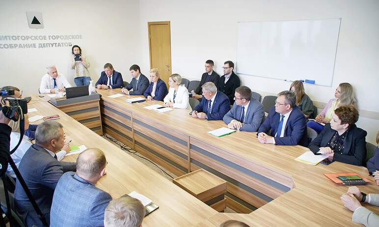 В Магнитогорске (Челябинская область) на общественной комиссии под председательством спикера горо