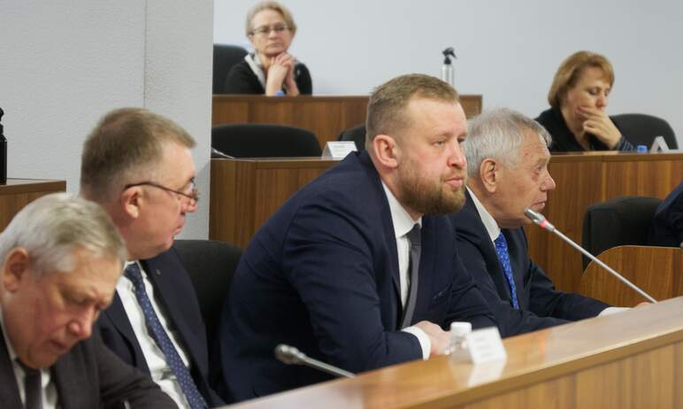 Магнитогорское депутаты (Челябинская область) заострили внимание на деятельности комиссии по дела