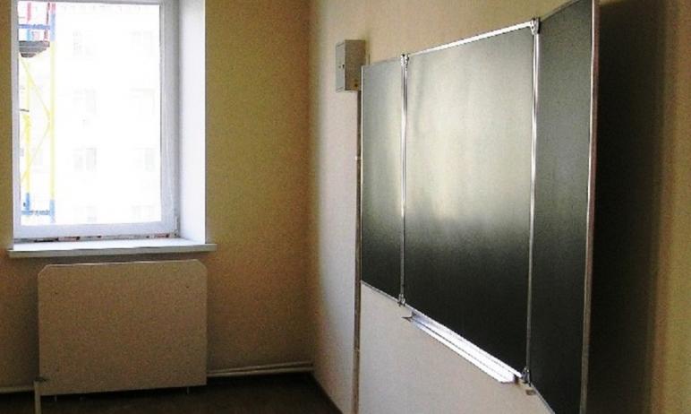 Новая школа Челябинска на 1100 мест, которая строится в первом микрорайоне Академ Riverside, буде