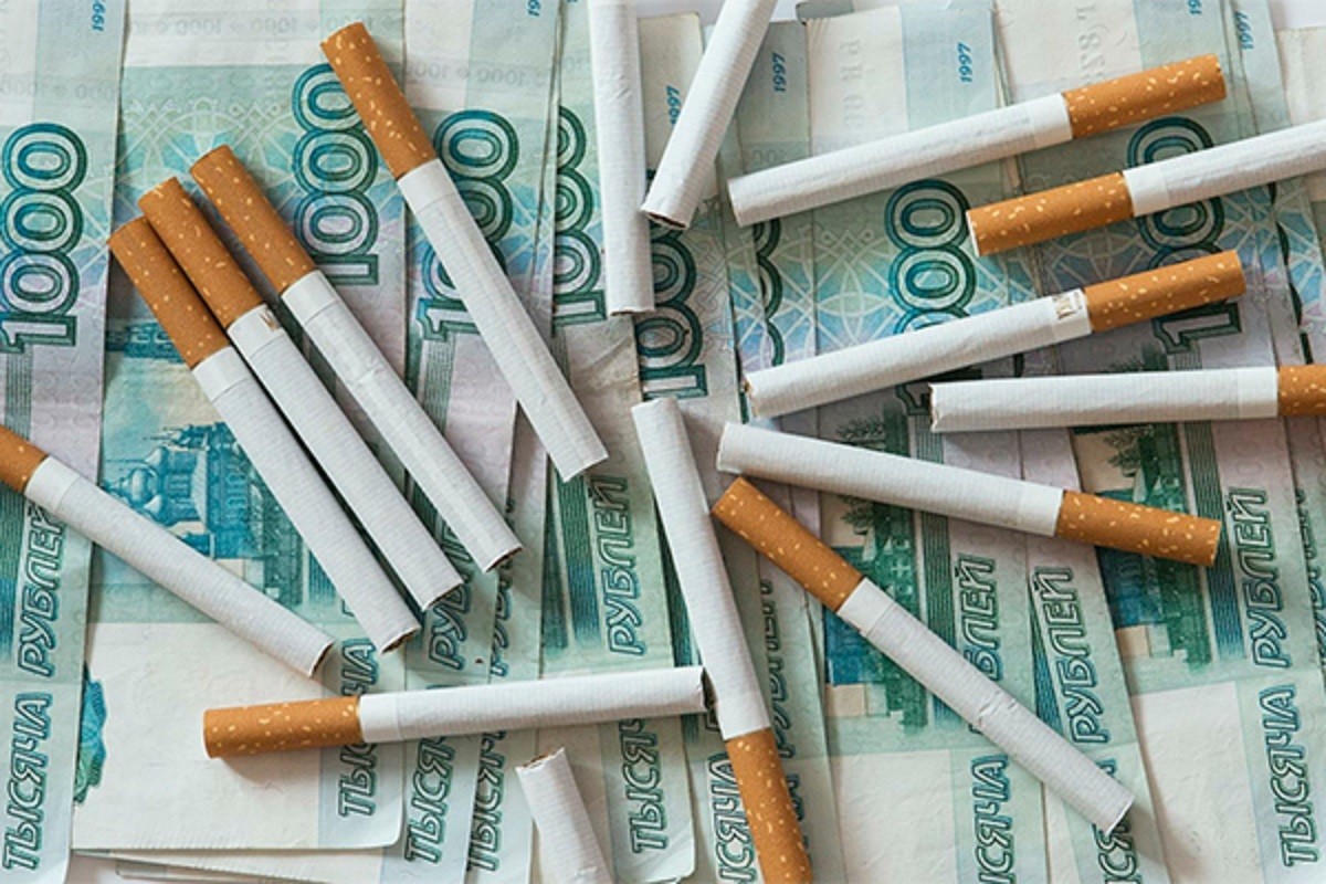 Сигареты и деньги