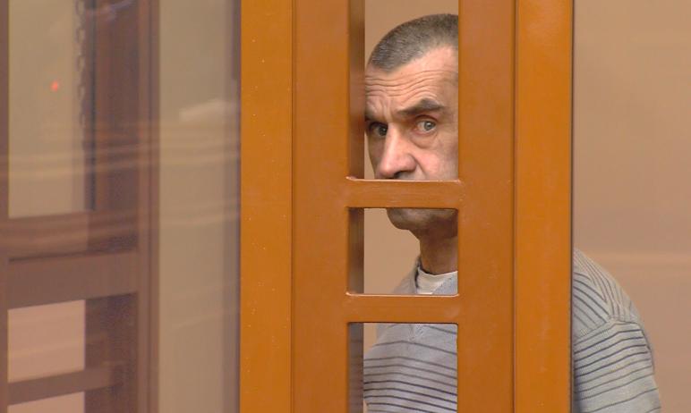 Сегодня, 19 мая, в Челябинском областном суде огласили приговор 54-летнему Владимиру Смирнову, ко