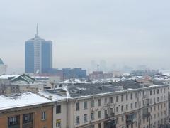 Слабый ветер неблагоприятного направления и инверсия способствуют тому, что в атмосфере Челябинск