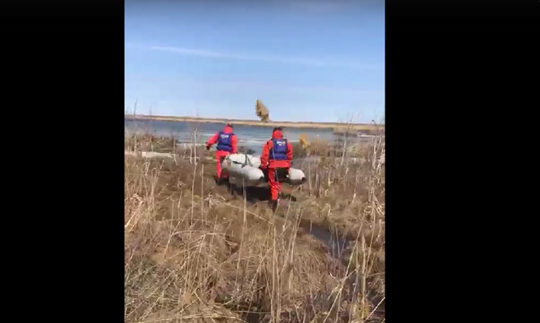 В Октябрьском районе (Челябинская область) 13 апреля утром рыболов уехал на рыбалку и не вернулся