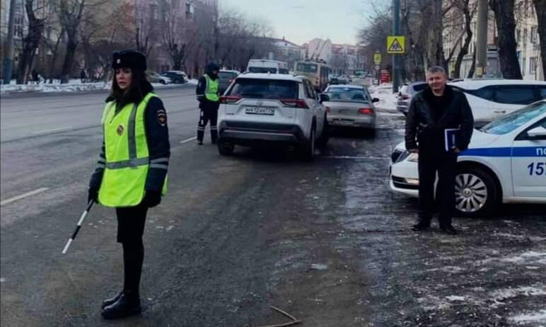 Фото Челябинские водители не заботятся о безопасности перевозки детей