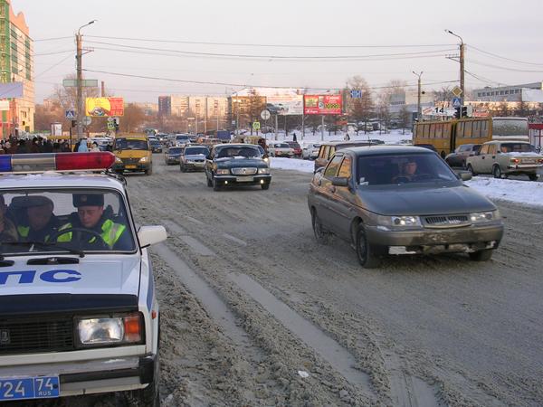 Фото На дорогах Челябинска за сутки травмировано семь человек
