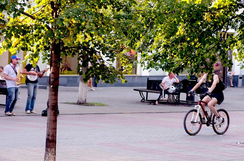 Фото Больше сотни велосипедистов оштрафованы за езду по Кировке